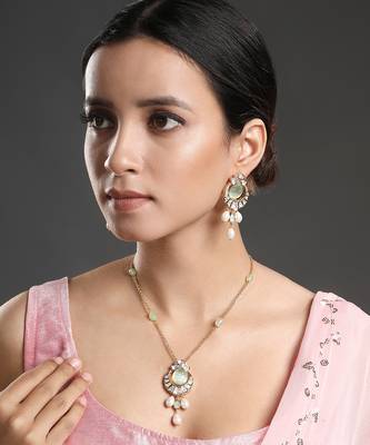 Mint gold polish brass necklace set 1