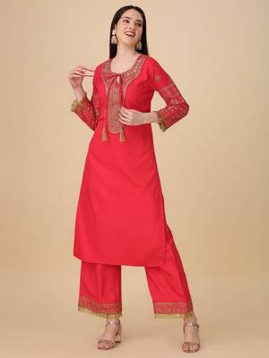 Elegant Embroidered Silk Kurta and Pant Set with Net Dupatta 3