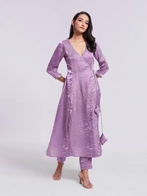 Lavender angrakha style v-neck kurta set 1
