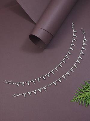 I jewels navratri ethnic silver oxidised teardrop hair chain/earchain accessories for women (e3246ox) 1
