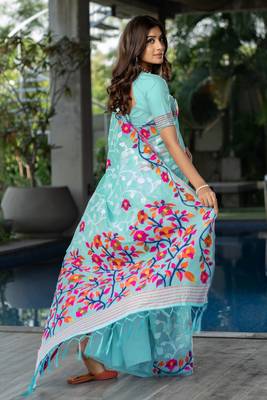 Ruhani Blushing Sky-Blue Cotton Jamdani Saree 2