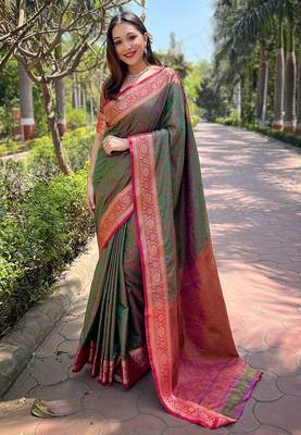 Green silk blend Woven Kashmiri Ethnic And Graceful Partywear Traditional Ceremonial Saree 1