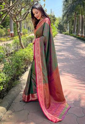 Green silk blend Woven Kashmiri Ethnic And Graceful Partywear Traditional Ceremonial Saree 2