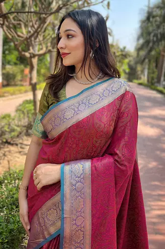 Pink silk blend Woven Kashmiri Ethnic And Graceful Partywear Traditional Ceremonial Saree