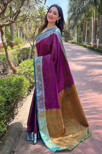 Purple silk blend Woven Kashmiri Ethnic And Graceful Partywear Traditional Ceremonial Saree