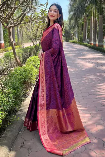 Voilet silk blend Woven Kashmiri Ethnic And Graceful Partywear Traditional Ceremonial Saree