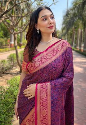 Voilet silk blend Woven Kashmiri Ethnic And Graceful Partywear Traditional Ceremonial Saree 3