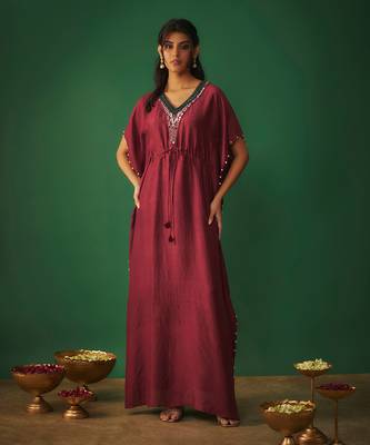 Deep red kaftan with pearls 1