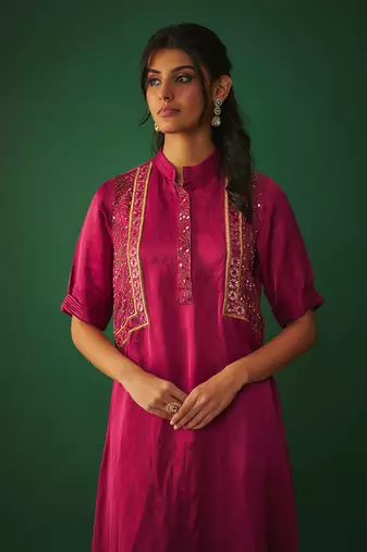Magenta pink mirror embroidered kurta and pants set