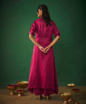 Magenta pink mirror embroidered kurta and pants set 5