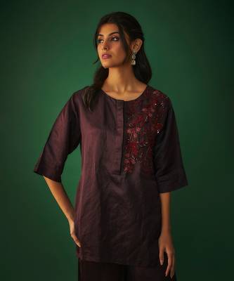 Wine embroidered hi low kurta and sharara set 3