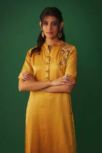 Mustard yellow mukaish embrodiered kurta and pants set