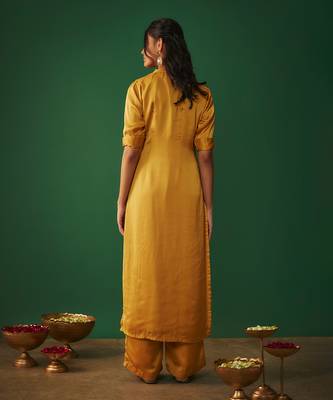 Mustard yellow mukaish embrodiered kurta and pants set 5