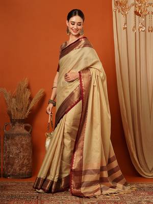 Beige Jaccaurd Cotton Silk Mysore Silk Blend Saree With Blouse 4