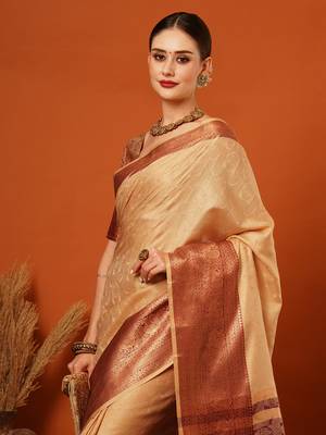 Beige Jaccaurd Cotton Silk Mysore Silk Blend Saree With Blouse 1