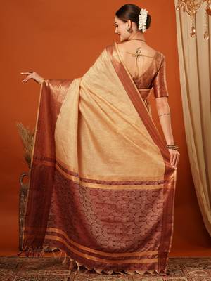 Beige Jaccaurd Cotton Silk Mysore Silk Blend Saree With Blouse 3