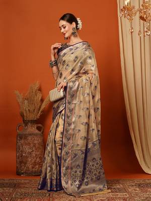 Beige Jaccaurd Oraganza Silk Bollywood  Saree With Blouse 4