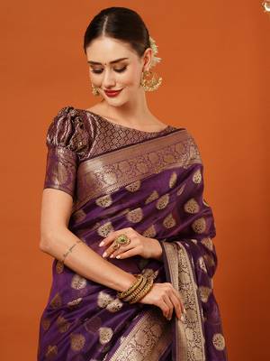 Purple Jaccaurd Oraganza Silk Bollywood  Saree With Blouse 2