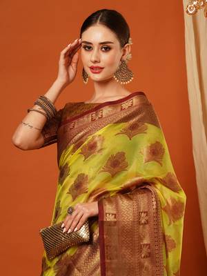 Maroon Jaccaurd Oraganza Silk Bollywood  Saree With Blouse 2