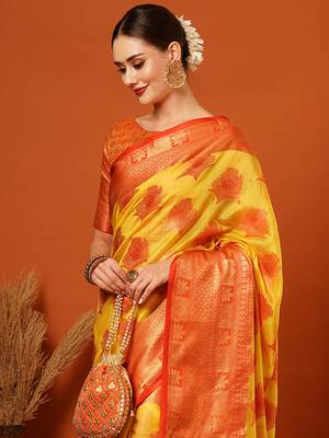 Red Jaccaurd Oraganza Silk Bollywood  Saree With Blouse 1