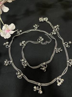 Indian oxidized silver plated ghungroo waistbelt women for weddings adjustable boohoo kamarband 1