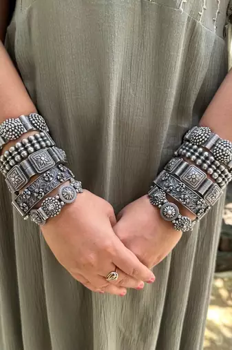 Set of 5 pc indian oxidised silver plated hand bracelet antique silver look screw openable kada