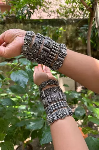 Set of 5 pc indian oxidised silver plated hand bracelet antique silver look screw openable kada