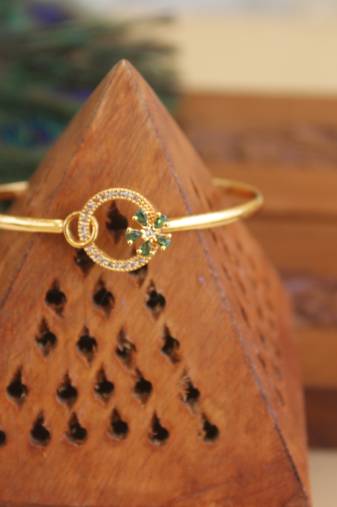 Designer gold plated cz kada