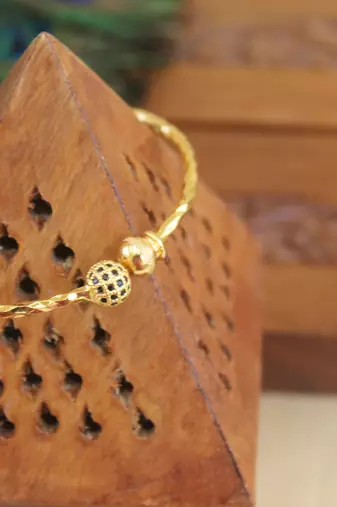 Designer gold plated cz  adjustable kada
