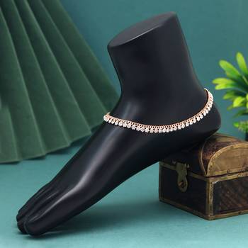 White color anklets 1