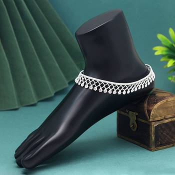 Silver color anklets 1