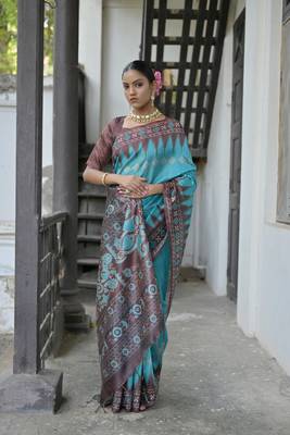 Soft Tussar silk Saree With Traditional Temple Printed Border And Printed Pallu With Blouse For Women 2