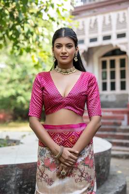 Rani Pink Soft Tussar Silk Saree Printed  With Printed Border And print Pallu With Blouse For Women 4