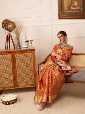 Peach Floral Zari Woven Tissue Saree 4