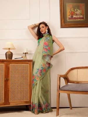 Green Floral Digital Print Silk Cotton Saree 1