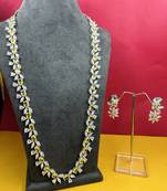 Yellow stone onyx diamond set