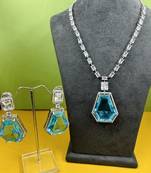 Blue stone onyx diamond set