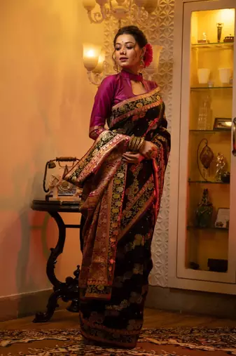 Black Kanchipuram Style Silk Blend Paithani Saree & Rich Pallu Saree With Blouse