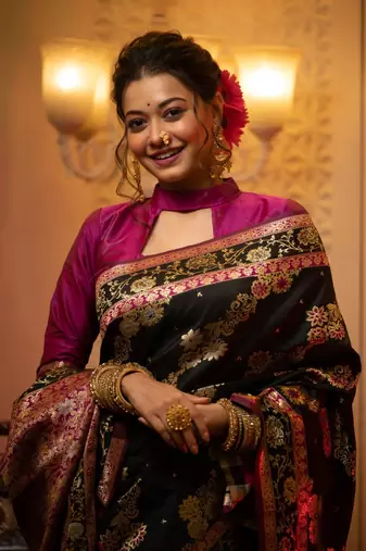 Black Kanchipuram Style Silk Blend Paithani Saree & Rich Pallu Saree With Blouse