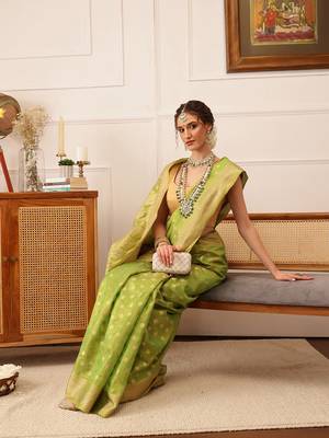 Green Floral Zari Woven Tissue Saree 2