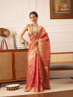 Pink Floral Zari Woven Tissue Saree 3