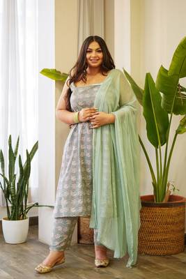 Mint green floral strap cotton kurta set 1