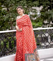 Tussar Silk Saree With Beautiful Leriya Print And Zari Border With Kalamkari Pallu And Tassels