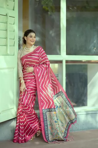 Tussar Silk Saree With Beautiful Leriya Print And Zari Border With Kalamkari Pallu And Tassels