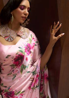 Crepe Satin Digital Print Saree In Light Pink Color 2