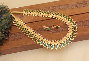 Kerala style gold plated palakka nagapadam necklace set 3