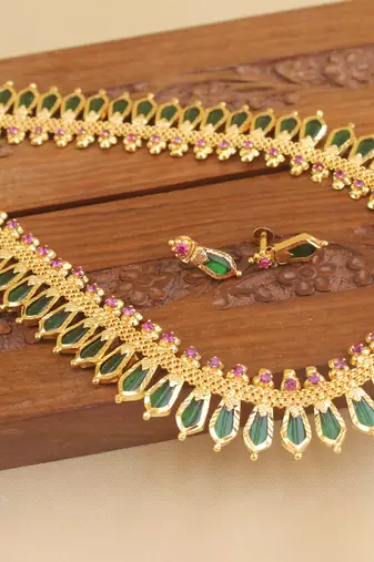 Kerala style gold plated palakka nagapadam necklace set
