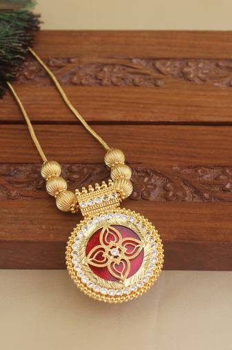 Kerala style gold plated palakka necklace