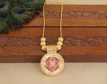 Kerala style gold plated palakka necklace 3
