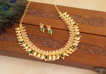 Kerala stye gold plated palakka mango necklace set 2